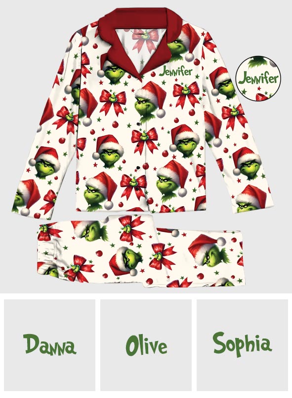Coquette Grinchmas – Personalisierter Weihnachtspyjama mit Stola und Knopfleiste