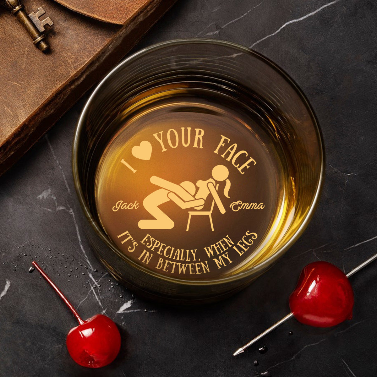 J'aime ton visage entre mes jambes - Verre à whisky gravé personnalisé pour couple