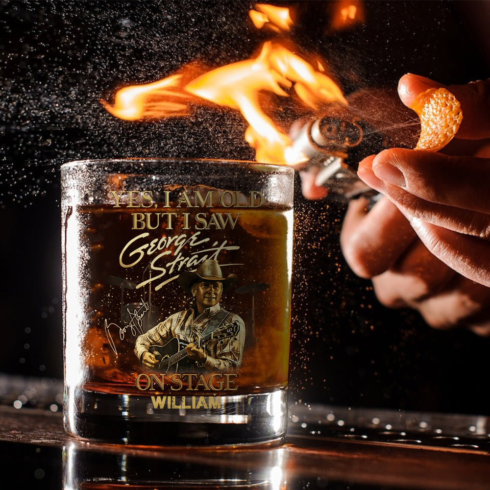 Ja, ich bin alt, aber ich habe es gesehen... Auf der Bühne – Personalisiertes Whiskyglas „King of Country“