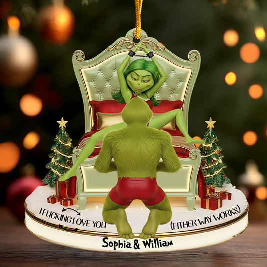 Weihnachtsfilm „Grünes Monsterpaar“ – Personalisierte Stola als Weihnachtsschmuck