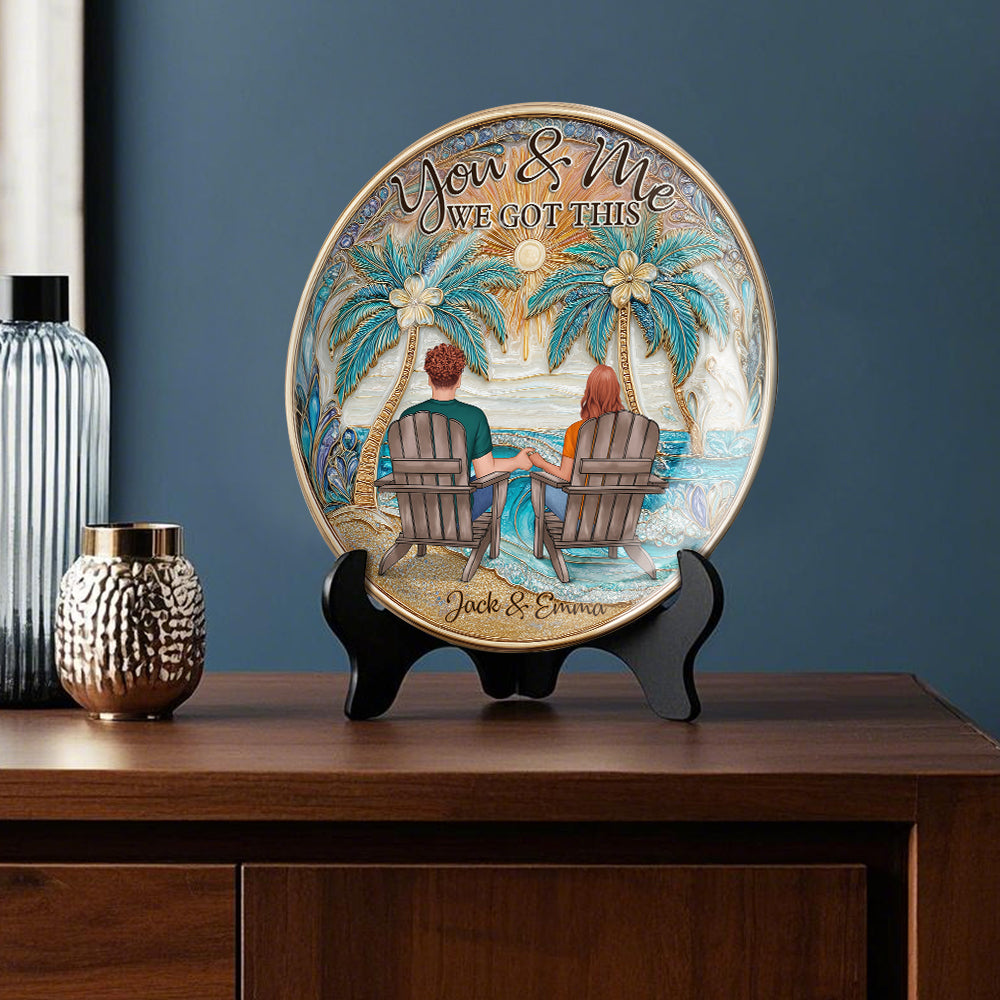 „Du und ich, wir schaffen das“ – Personalisierter runder Keramikteller für Paare