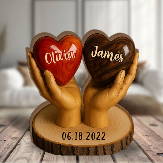 Zwei Herzen, eine Liebe – personalisierte Holzplakette in Pärchenform