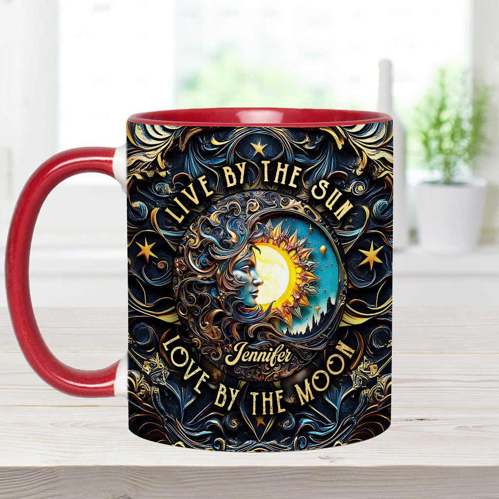 Lebe nach der Sonne, liebe nach dem Mond – Personalisierte Tasse mit Hippie-Akzent