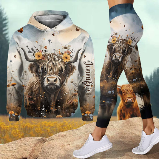 Niedliche Kuh – Personalisierter Hoodie und Leggings mit Hochlandkuh-Motiv