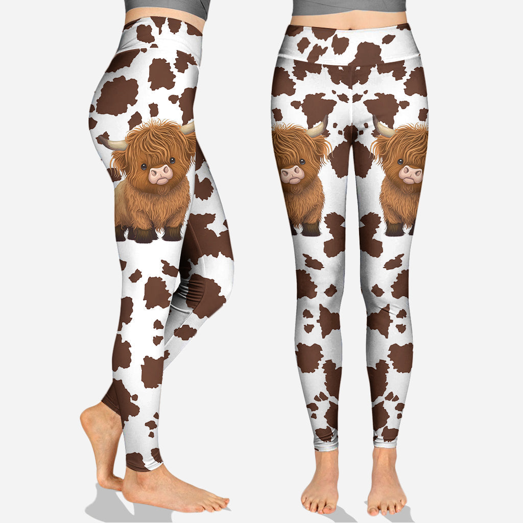 Einfach ein Mädchen, das Hochlandrinder liebt – Personalisierter Hoodie und Leggings mit Hochlandrind-Motiv