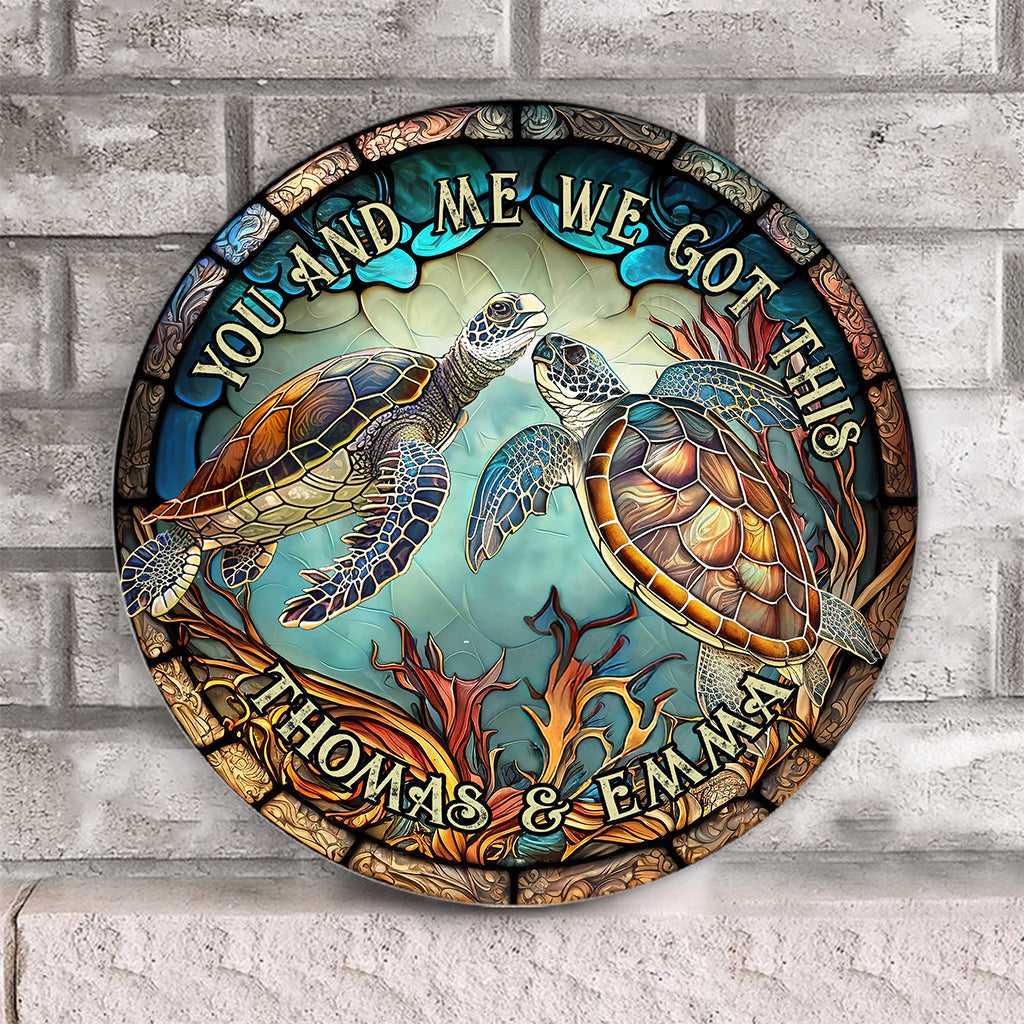 Couple de tortues en vitrail - Cadeau tortue pour mari, femme, petit ami, petite amie - Panneau rond en bois personnalisé