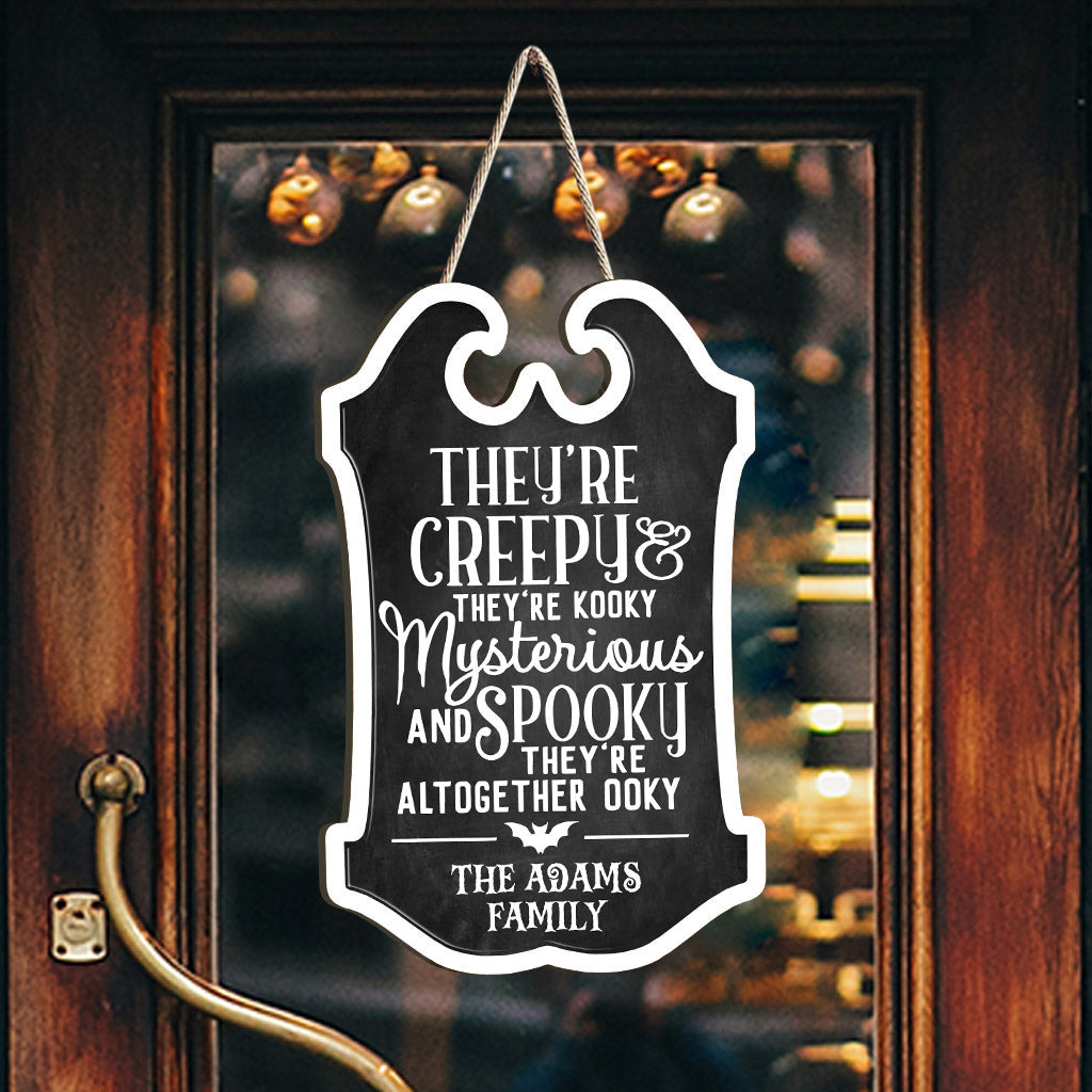 Ils sont flippants, ils sont loufoques - Panneau familial personnalisé en bois