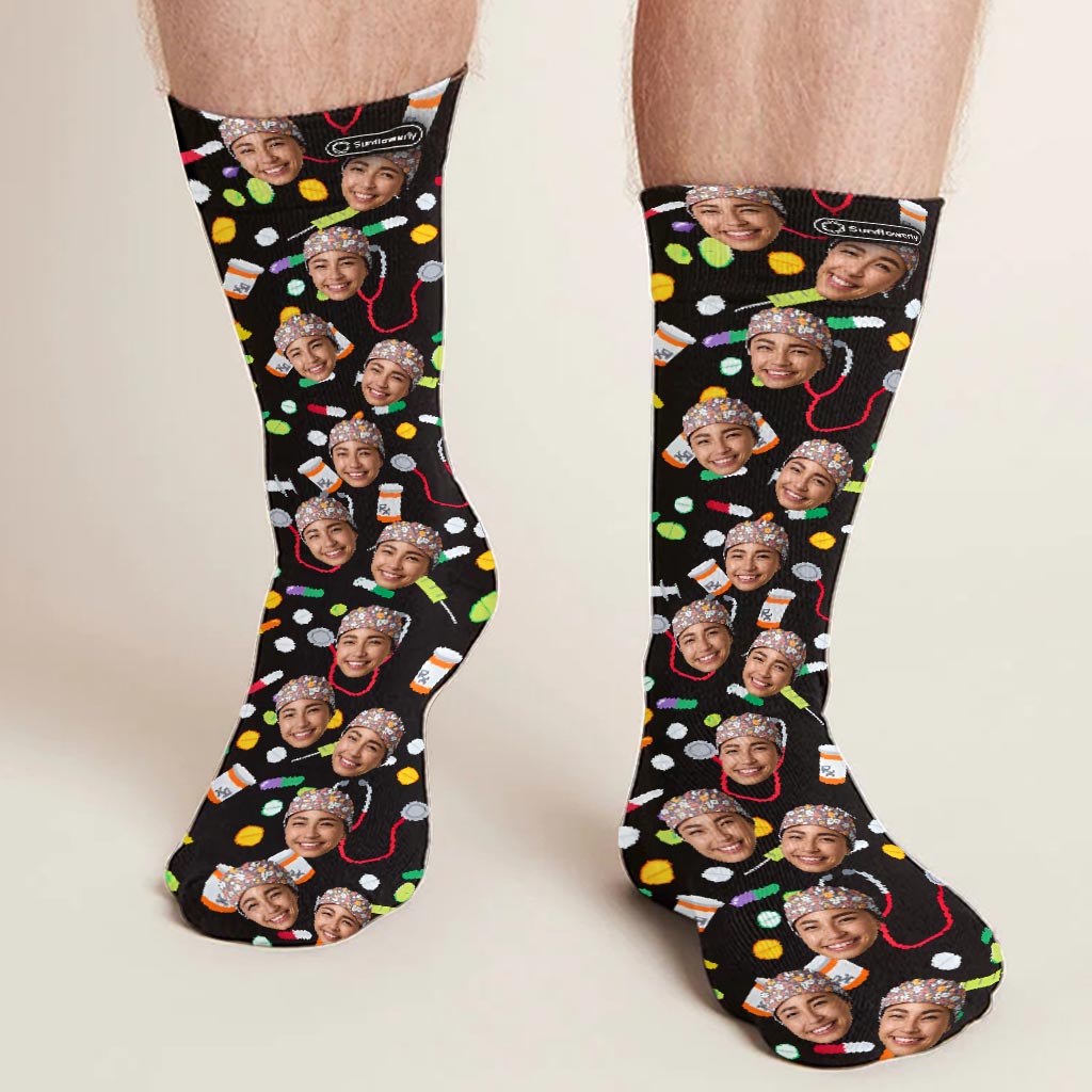 Ich liebe es, wenn Menschen sediert sind – personalisierte Krankenschwestersocken